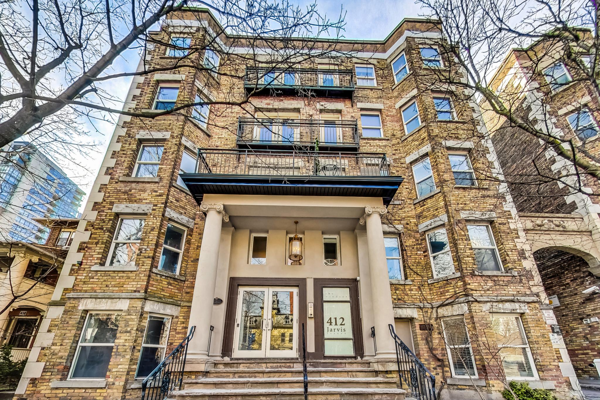 412 Jarvis St., #105