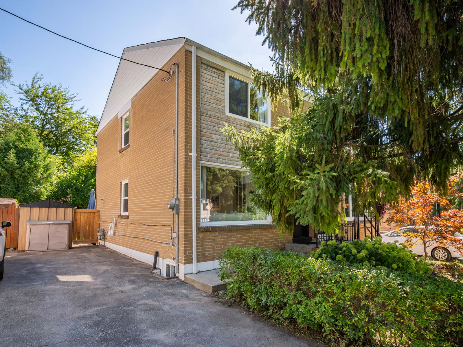 61 Skylark Rd.