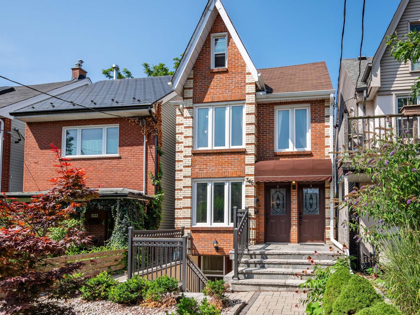 346 Indian Road Cres.